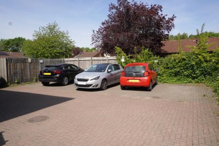 1 bedroom Apartment for sale in Old Ashby Road, Loughborough, LE11