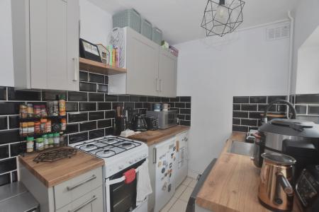 2 bedroom Terraced House for sale in Paget Street, Loughborough, LE11