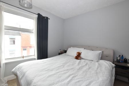 2 bedroom Terraced House for sale in Paget Street, Loughborough, LE11