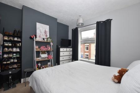2 bedroom Terraced House for sale in Paget Street, Loughborough, LE11