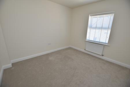 3 bedroom Semi-detached house for sale in Pankhurst Close, East Leake, LE12