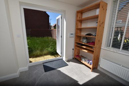 3 bedroom Semi-detached house for sale in Pankhurst Close, East Leake, LE12