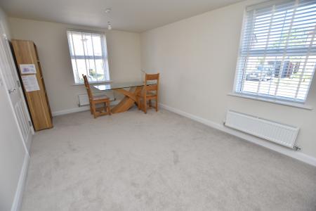 3 bedroom Semi-detached house for sale in Pankhurst Close, East Leake, LE12