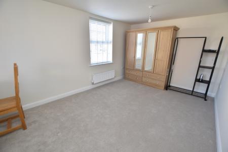 3 bedroom Semi-detached house for sale in Pankhurst Close, East Leake, LE12