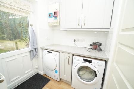 4 bedroom Detached house for sale in Paradise Close, Shepshed, LE12