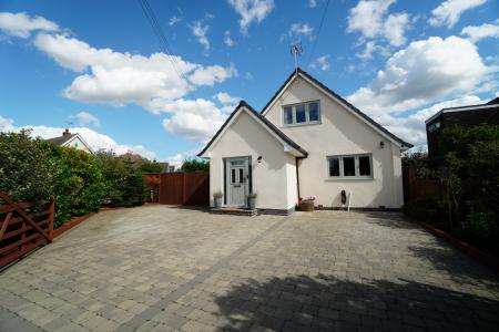3 bedroom Detached house for sale in Park Lane, Sutton Bonington, LE12