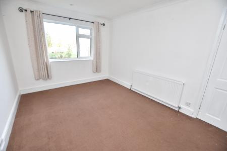 3 bedroom Detached bungalow for sale in Park Road, Loughborough, LE11