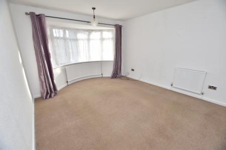 3 bedroom Detached bungalow for sale in Park Road, Loughborough, LE11