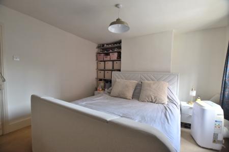 2 bedroom Cottage for sale in Pinfold Gate, Loughborough, LE11