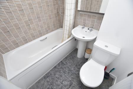 2 bedroom Terraced House for sale in Pipistrelle Close, East Leake, LE12