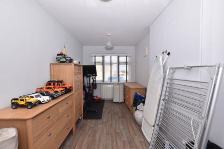 3 bedroom Detached house for sale in Poplar Avenue, East Leake, LE12