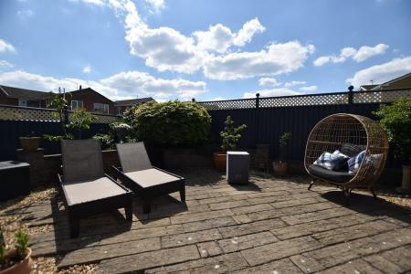 3 bedroom Detached house for sale in Poplar Avenue, East Leake, LE12