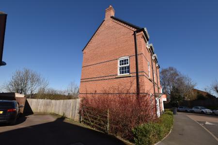 4 bedroom Detached house for sale in Pritchard Drive, Kegworth, DE74