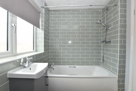 3 bedroom Detached house for sale in Redwood Road, Loughborough, LE11