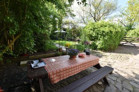 2 bedroom Cottage for sale in Sunwolf Cottage, Rempstone Road