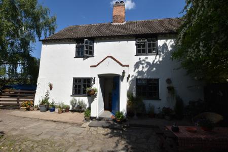 2 bedroom Cottage for sale in Sunwolf Cottage, Rempstone Road