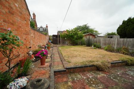 2 bedroom Bungalow for sale in Sileby Road, Barrow upon Soar, LE12