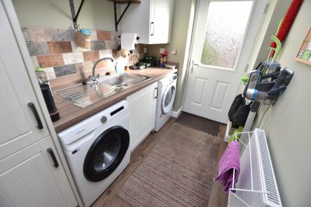 5 bedroom Detached house for sale in Southfield Avenue, Sileby, LE12