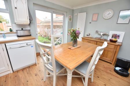 4 bedroom Detached house for sale in Staffords Acre, Kegworth, DE74