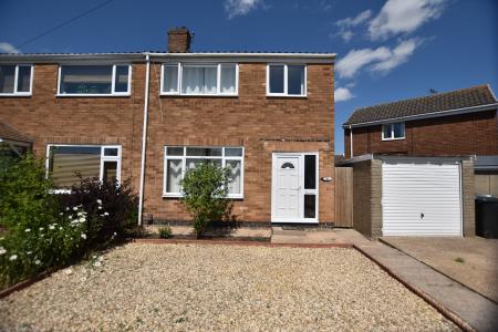 3 bedroom Semi-detached house for sale in Stonebridge Drive, East Leake, LE12