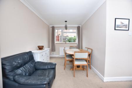 3 bedroom Semi-detached house for sale in Stonebridge Drive, East Leake, LE12