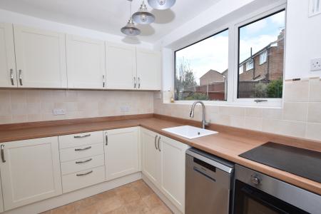 3 bedroom Semi-detached house for sale in Stonebridge Drive, East Leake, LE12