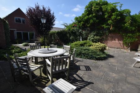 4 bedroom Barn Conversion for sale in Sutton Court, Park Lane, Sutton Bonington, LE12