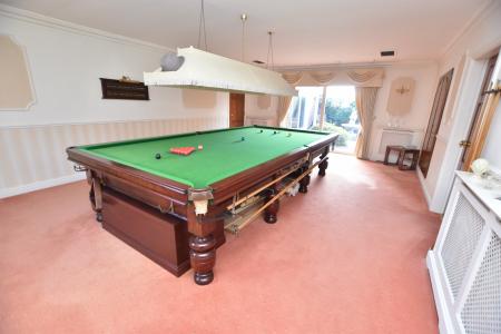 4 bedroom Barn Conversion for sale in Sutton Court, Park Lane, Sutton Bonington, LE12