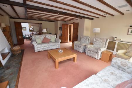 4 bedroom Barn Conversion for sale in Sutton Court, Park Lane, Sutton Bonington, LE12