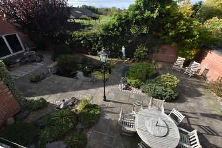 4 bedroom Barn Conversion for sale in Sutton Court, Park Lane, Sutton Bonington, LE12