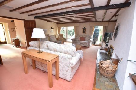 4 bedroom Barn Conversion for sale in Sutton Court, Park Lane, Sutton Bonington, LE12