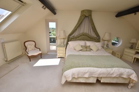 4 bedroom Barn Conversion for sale in Sutton Court, Park Lane, Sutton Bonington, LE12