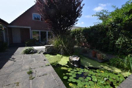 4 bedroom Barn Conversion for sale in Sutton Court, Park Lane, Sutton Bonington, LE12