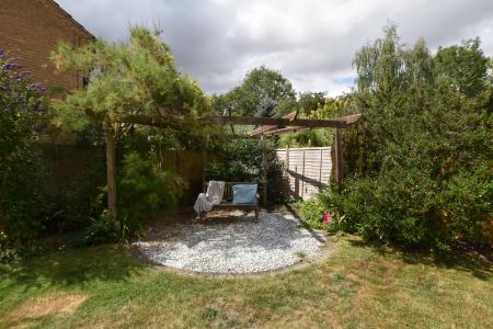 5 bedroom Detached house for sale in The Arches, East Leake, LE12