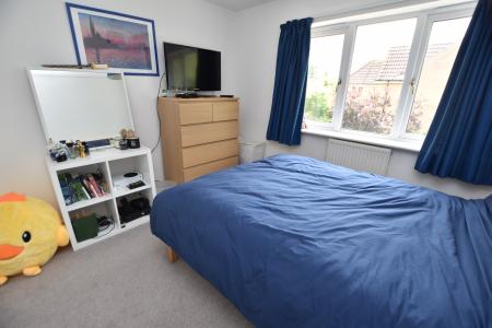 5 bedroom Detached house for sale in The Arches, East Leake, LE12