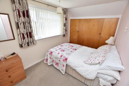 2 bedroom Semi-detached house for sale in Tiverton Road, Loughborough, LE11