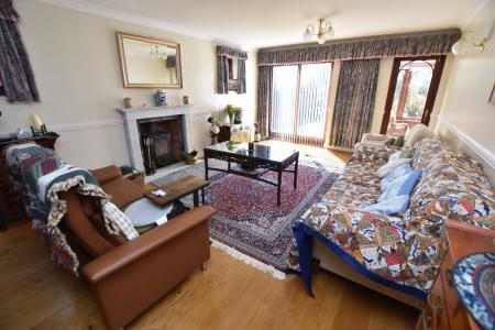 5 bedroom Detached house for sale in Turvey Lane, Long Whatton, LE12