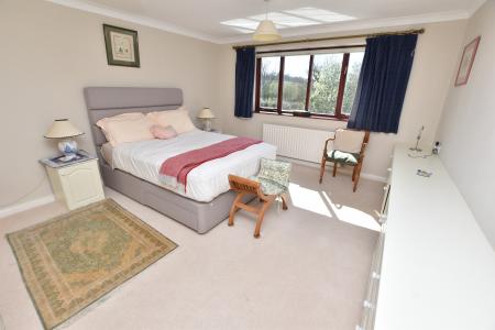 5 bedroom Detached house for sale in Turvey Lane, Long Whatton, LE12