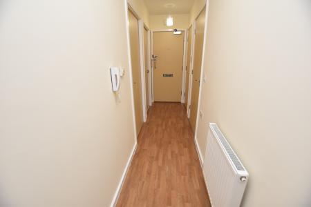 2 bedroom Flat for sale in Walnut Gardens, East Leake, LE12