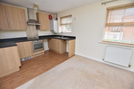 2 bedroom Flat for sale in Walnut Gardens, East Leake, LE12
