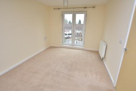 2 bedroom Flat for sale in Walnut Gardens, East Leake, LE12