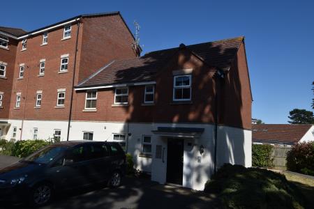 Walnut Gardens, East Leake, LE12