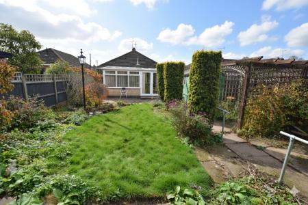 2 bedroom Bungalow for sale in Wheatland Drive, Loughborough, LE11