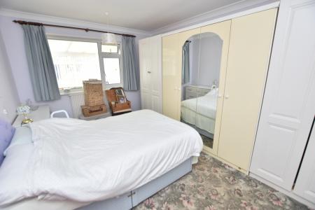 2 bedroom Bungalow for sale in Wheatland Drive, Loughborough, LE11