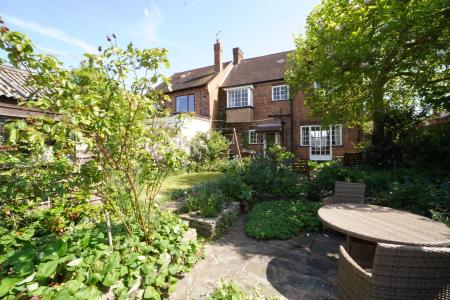 4 bedroom Link detached house for sale in William Street, Loughborough, LE11