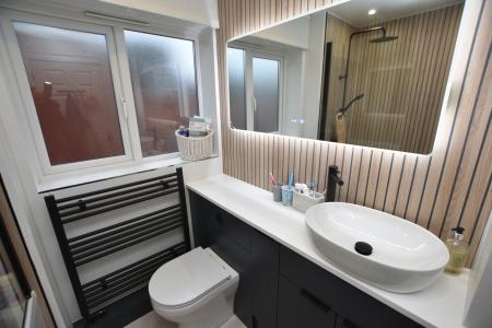 4 bedroom Detached house for sale in Hardy Way, East Leake, LE12