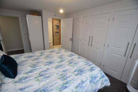 4 bedroom Detached house for sale in Hardy Way, East Leake, LE12