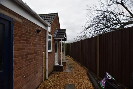 3 bedroom Semi-detached house for sale in Murdoch Rise, Loughborough, LE11