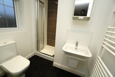 3 bedroom Flat for sale in Newman Close, Loughborough, LE11