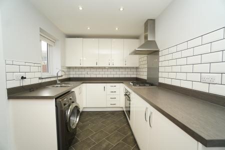 3 bedroom Flat for sale in Newman Close, Loughborough, LE11
